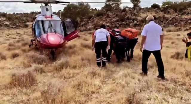 Aksaray’da Yamaç Paraşütü Türkiye Şampiyonası'nda Paraşütçü Düştü