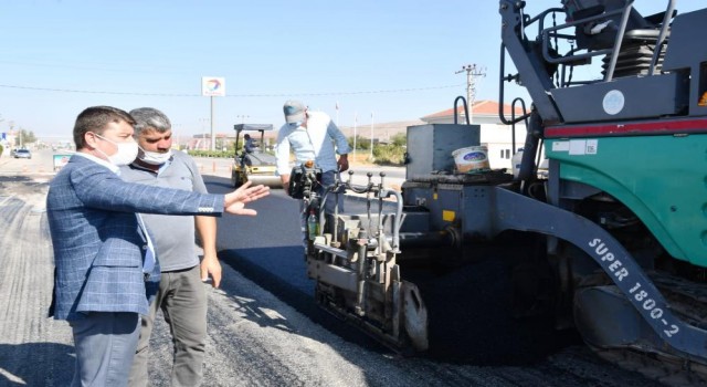 48 Mahalleye 372 Bin Ton Sıcak Asfalt