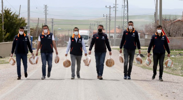 100 Bin Ailenin Ramazan Pidesi Belediyeden