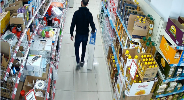 Azılı Hırsız Polisten Kaçamadı