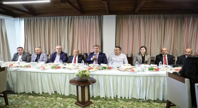 28 Firma Tekstil Merkezinin Sorunları İçin Toplandı
