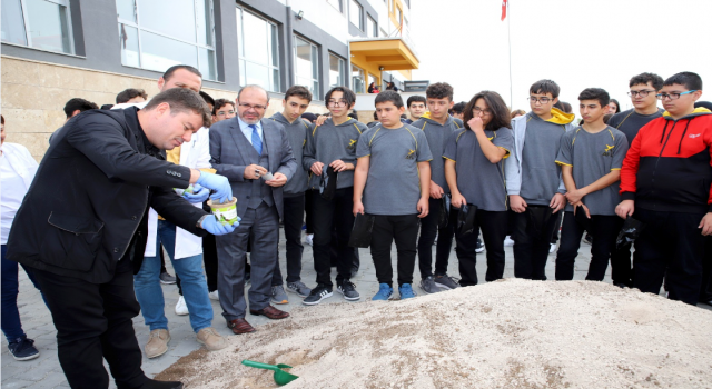 Dinçer; ‘’Öğrencilerimizle Birlikte Geleceğe Nefes Olmaya Devam Ediyoruz’’
