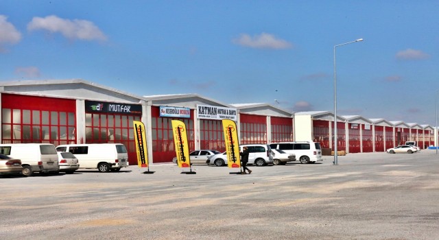 Sanayi Esnafı Karalar Bağladı
