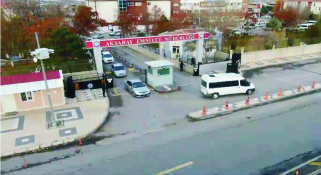 20 Milyonluk Vurgun Yapan Şebeke Çökertildi