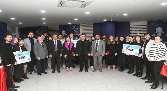 ‘’Atık Maddelerde Sokak Hayvanları İçin Barınak Tasarlandı’’