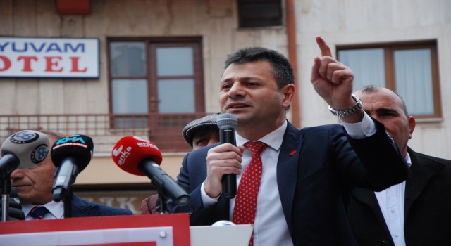 Ertürk Adaylık İçin CHP İl Başkanlığından İstifa Etti
