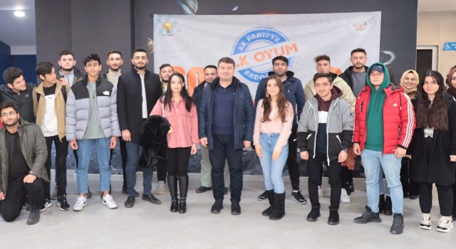 “Gençlerimize Güveniyoruz”