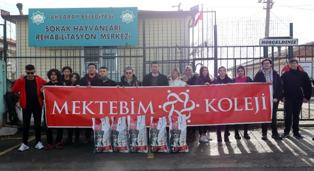 Öğrencilerden Minik Can Dostlara Ziyaret