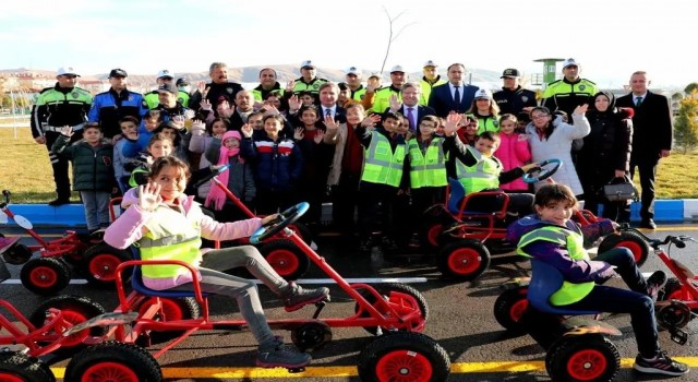 Trafik Sorununa Köklü Çözüm