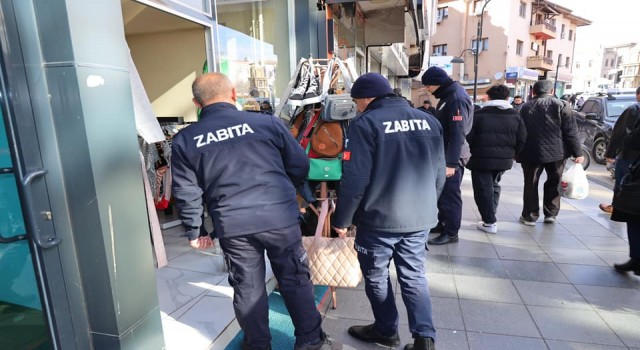 Zabıta Ekiplerinden Kaldırım İşgali Denetimi
