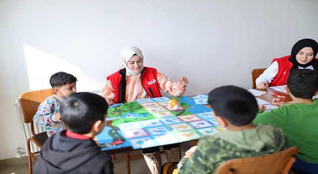 “Çocuklarımız Gülerse Yaralarımız Daha Hızlı Sarılır”