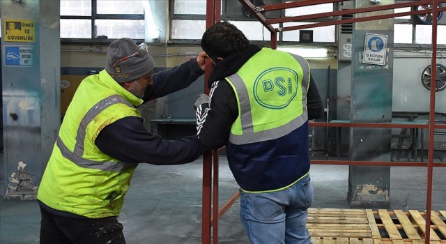 DSİ ye Bin 727 İşçi Alınacak