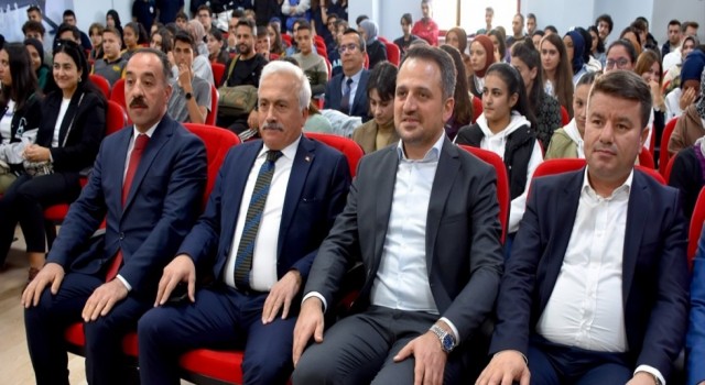 Eminoğlu, “Türkiye Yüzyılı, Gençliğin ve Sporun Yüzyılı Olacak”
