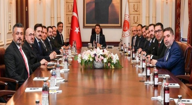 Avukatların Sorunları Ankara’da Masaya Yatırıldı
