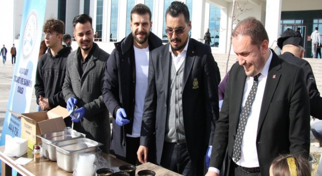 Genç Girişimcilerden ASÜ’lülere Jest