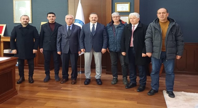 Ortaköy Üniversite Cami Yaptırma ve Yaşatma Derneği Yöneticilerinden Rektöre Ziyaret