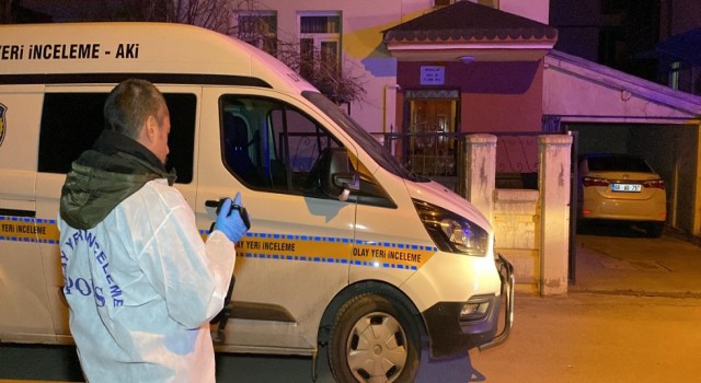 Evde Kimse Yokken Yaşamına Son Verdi