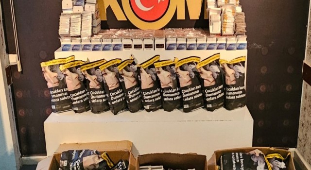 KOM 735 Bin 140 Adet Bandrolsüz Makaron Yakaladı