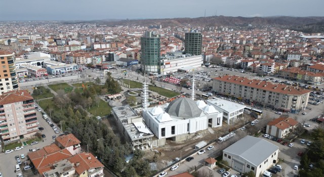 Şehrin En Büyük Meydanı Olacak