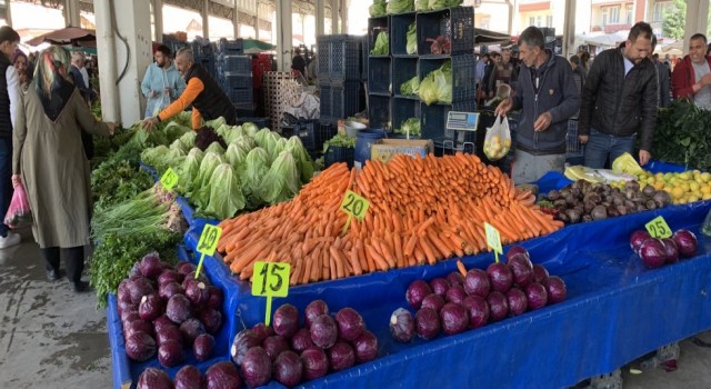 “Seçim Bitti Yine Geçim Başladı”