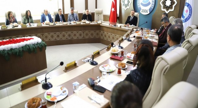 ASÜ İçin Aralıksız Çalışılıyor