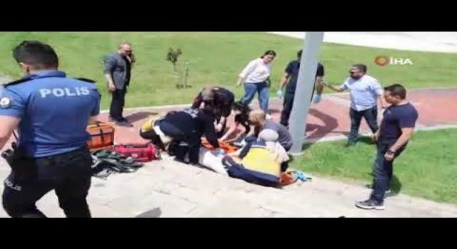 Babasına Ait Silah İle Kendisini Vurdu