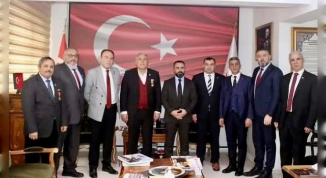 Şehit Aileleri Derneği Başkanı Koçak ve arkadaşlarından açılıma sert tavır