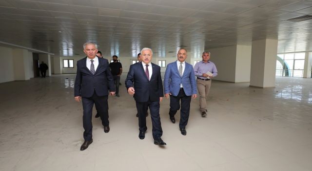 Vali Kumbuzoğlu Eğitim Akademisindeki Çalışmaları İnceledi