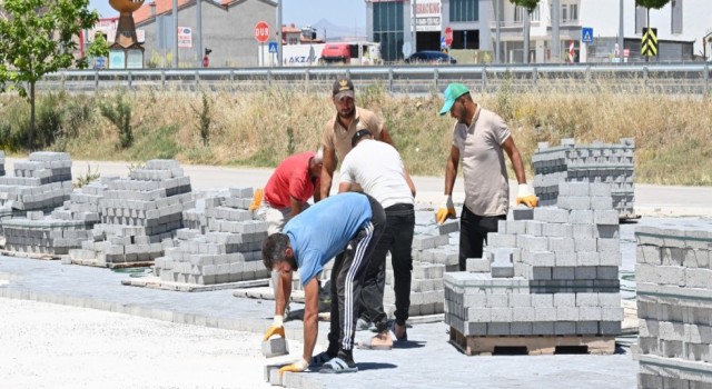 Hamidiye Alaca’da Bin 700 Metrekarelik Alanda Pazar Yeri Çalışmaları Sürüyor