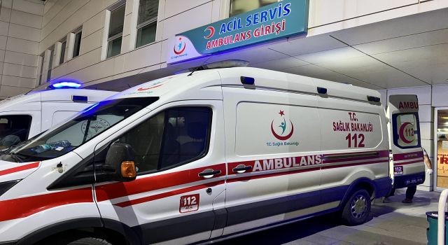 17 Yaşındaki Genç Göğsüne Aldığı Bıçak Darbesi İle Hayatını Kaybetti
