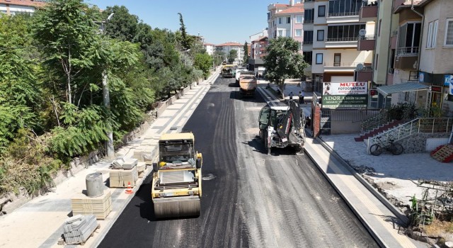 Bölcek’de Altyapısı Tamamlanan Noktalarda Asfalt Çalışması Başladı
