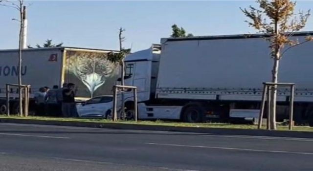 TIR Kazası Ucuz Atlatıldı