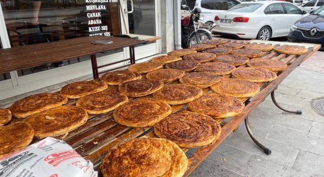 Vatandaşlar: Fırın Önlerinde Kuralsızlığa Göz Yumulmasın