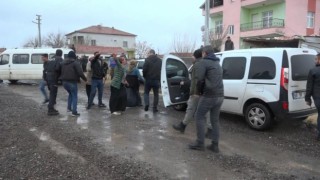 "Köpek Yumurtaları Yedi" Kavgasının Üçüncü Gününde Ortalık Savaş Alanına Döndü