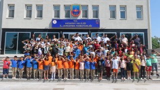 Minik Öğrencilerden Jandarmaya Ziyaret