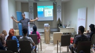 AHİKA dan Fotoğrafçı Adaylarına Destek