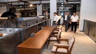 Dinçer, TOKİ Bölgesindeki Kitap Konağını İnceledi