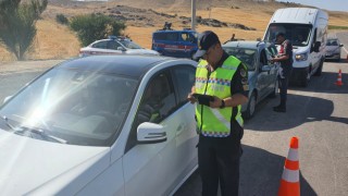 Telefon Denetiminde Sürücülere Ceza Yağdı