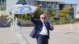 ASÜ’lüler İğde Hasadı Şenliğinde Stres Attı
