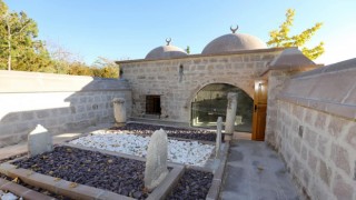 Şeyh Hamza Baba Türbesi Ziyaretçilere Açıldı