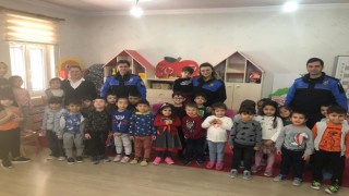 Miniklere Trafik ve Güvenlik Sunumu