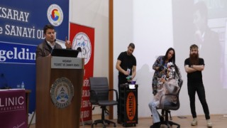 Dinçer, Bayan Kuaförlere Yönelik Düzenlenen Seminere Katıldı