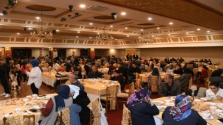 Belediye Depremzedeleri Aynı Sofrada Buluşturdu