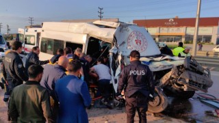 Minikler Judo Takımı Aracı Kaza Yaptı 1 Kişi Öldü, 16 Kişi Yaralandı