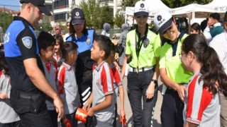 Polis Ekipleri Çocuklarımız İçin Tam Kadro Sahada
