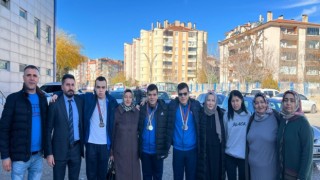 Engelleri Aşan Sporcular Türkiye Şampiyonu Oldu