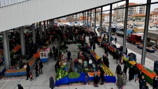 Pazarlar Modern Görünümü ile Takdir Topluyor