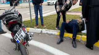 Kazada Motosiklet Sürücüsü Yaralandı