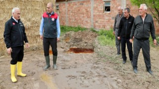 Vali Kumbuzoğlu, Yağıştan Etkilerini Yerinde İnceledi