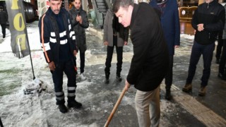 Belediye Ekiplerine Durmak Yok